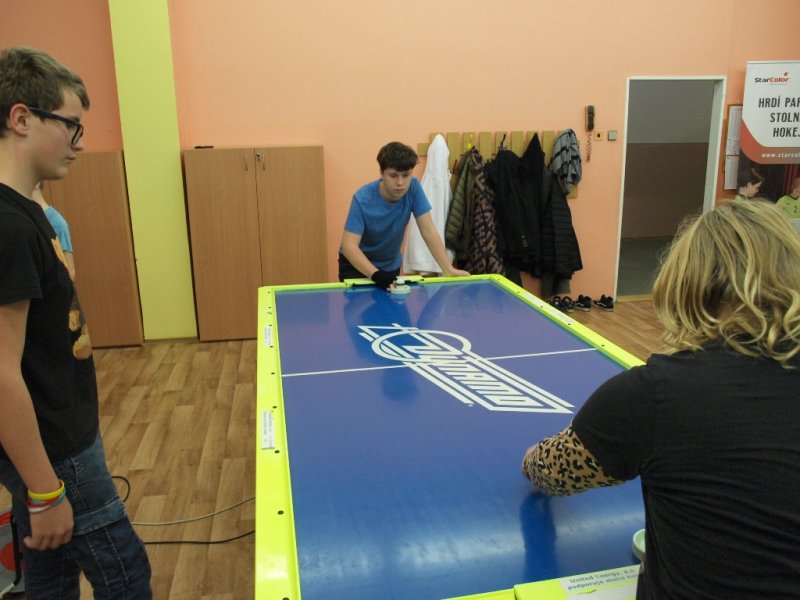 24 hodin stolního hokeje